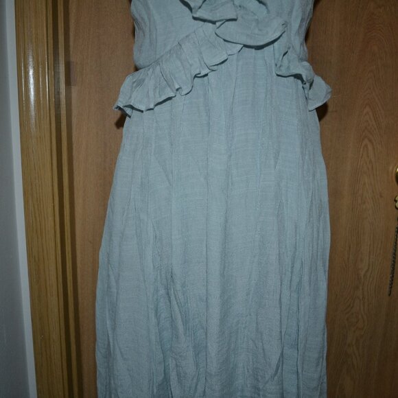 NWT Flawless Ruffle Tie Back Boho Beachy Wedding Guess Maxi Dress - Picture 7 of 11